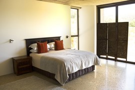 Hopewell Villa Room 4   Downstairs