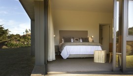 Hopewell Villa   Room 1   Main Bedroom